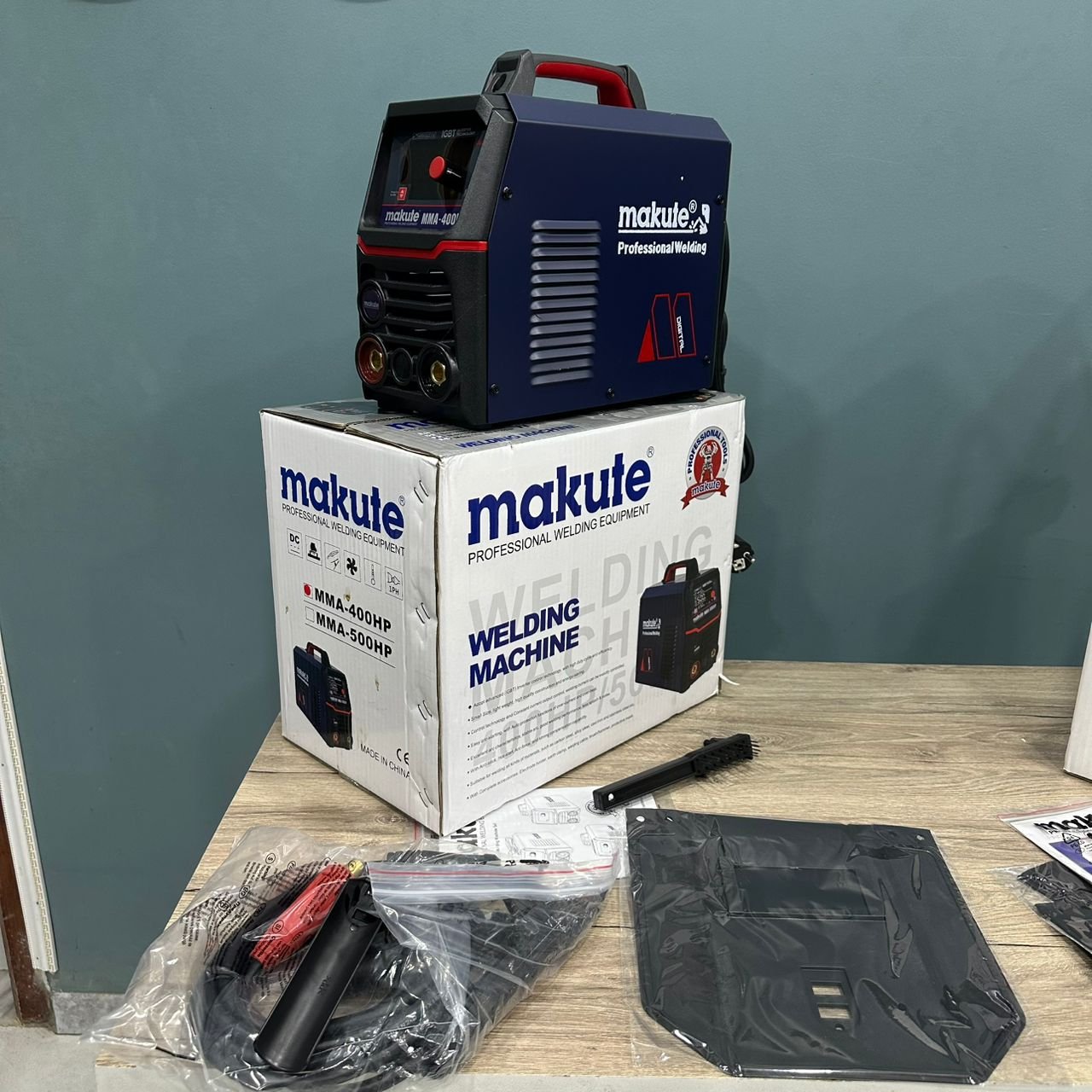 POSTE A SOUDER MAKUTE MMA-400HP